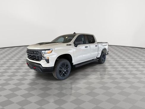 New 2026 Chevrolet Silverado 1500 Custom Trail Boss w/ LPO, Dark Essentials Package AWD/4WD image 5