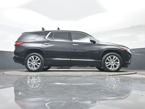 Used 2019 Chevrolet Traverse High Country w/ LPO, Floor Liner Package AWD/4WD image 31