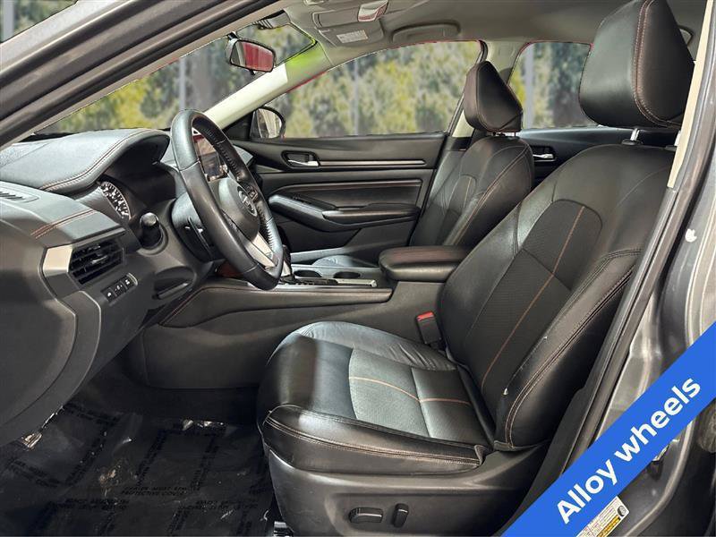 Used 2020 Nissan Altima 2.5 SR FWD image 9