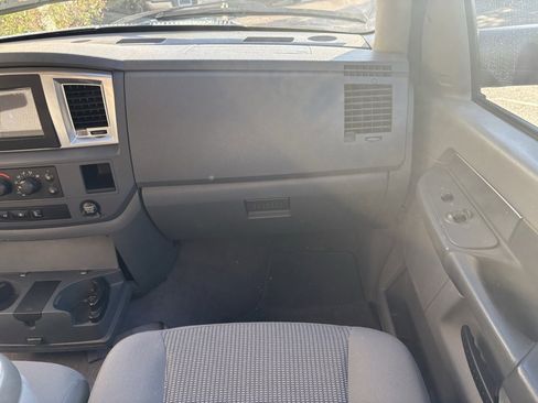 Used 2009 Dodge Ram 2500 Truck SLT w/ Trailer Tow Group image 9