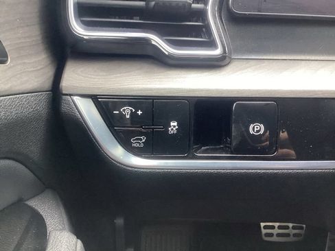 Used 2023 Kia Sportage X-Pro AWD/4WD image 32