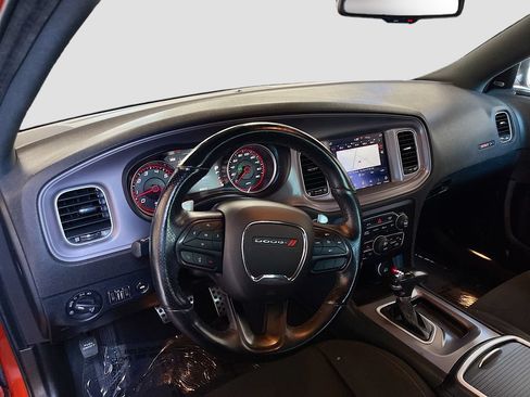 Used 2023 Dodge Charger Scat Pack w/ Navigation & Travel Group RWD image 9