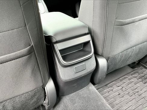 Used 2022 Subaru Legacy image 32