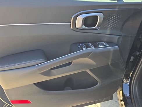 New 2026 Kia Sorento S image 17