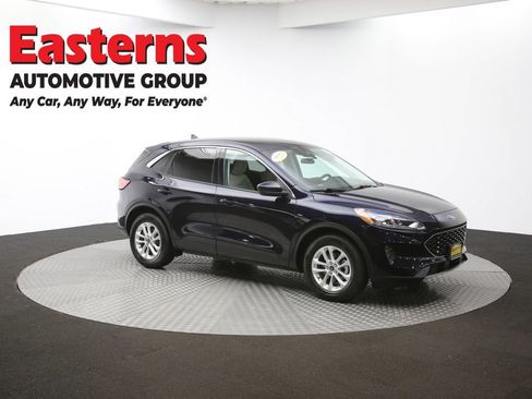 Used 2021 Ford Escape SE image 46