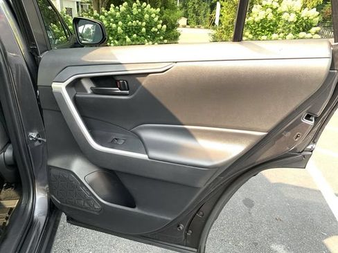 Certified 2023 Toyota RAV4 LE FWD image 11