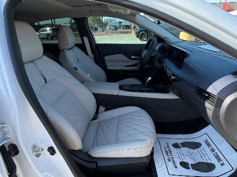 Used 2026 Nissan Sentra SL w/ Floor Mat Package FWD image 27