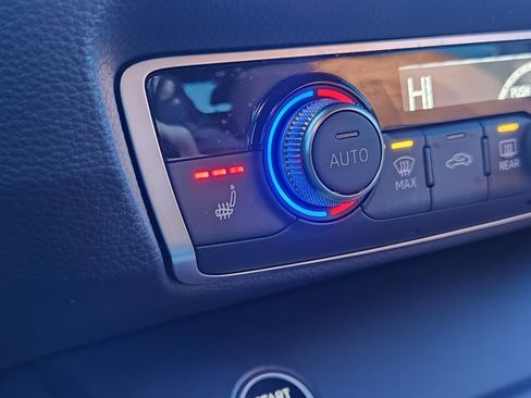 Used 2021 Audi Q3 2.0T Premium Plus image 29