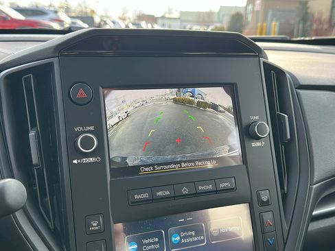 Certified 2025 Subaru Impreza 2.0i image 15