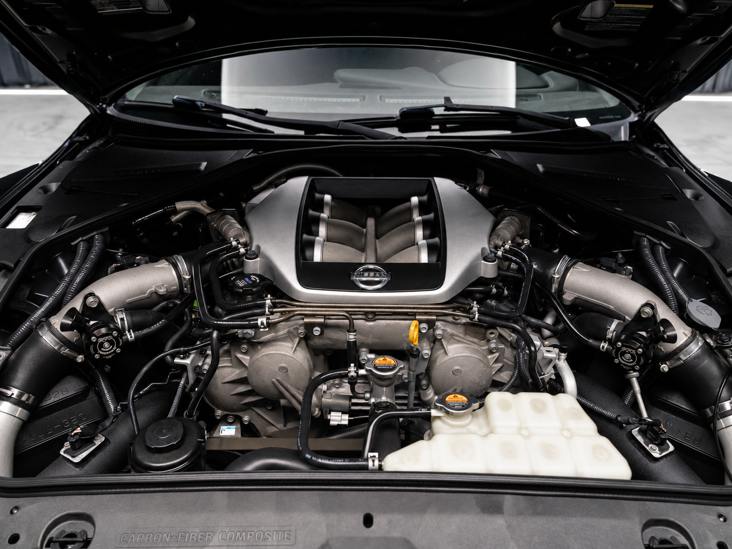 Used 2009 Nissan GT-R Premium AWD/4WD image 31