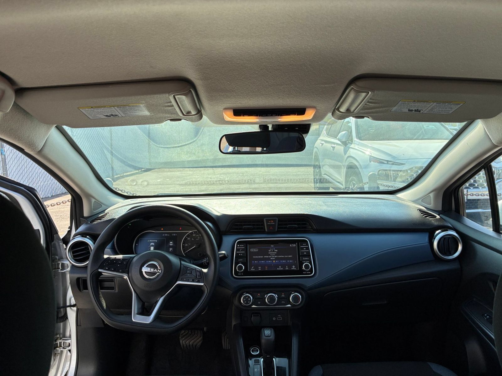 Used 2025 Nissan Versa SV FWD image 30