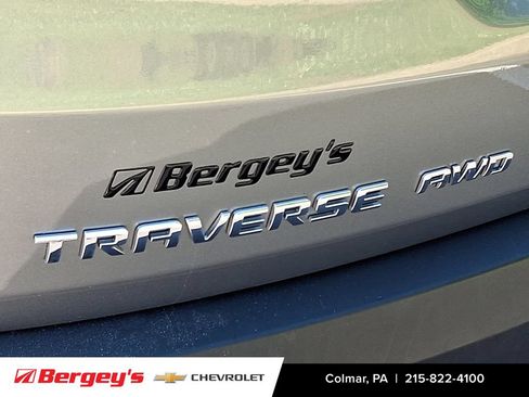 Used 2023 Chevrolet Traverse LT w/ LPO, Floor Liner Package AWD/4WD image 33