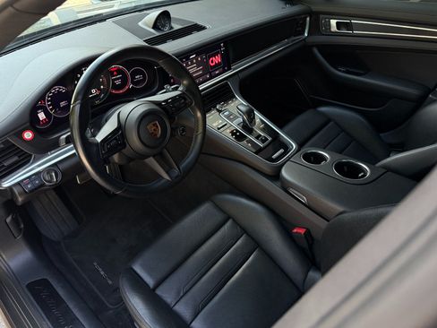 Used 2022 Porsche Panamera 4 Platinum Edition AWD/4WD image 50