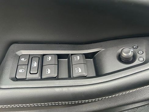 New 2025 Jeep Grand Cherokee L Limited image 5