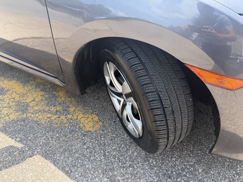 Used 2017 Honda Civic LX image 6