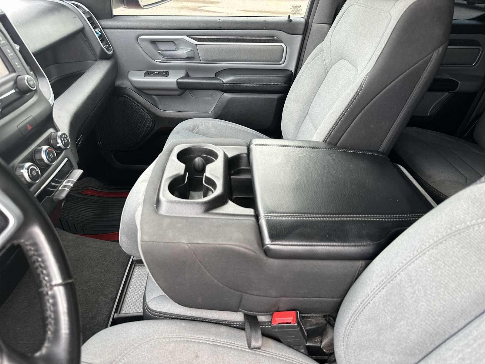 Used 2022 RAM 1500 Big Horn RWD image 24