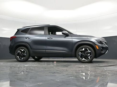 Used 2025 Kia Seltos S FWD image 58