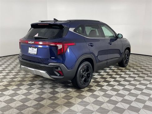 New 2026 Kia Seltos EX image 24