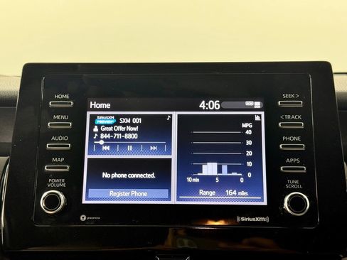 Certified 2022 Toyota Camry SE image 29