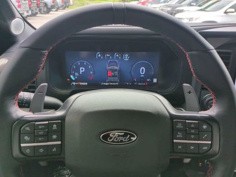 Used 2025 Ford F150 Raptor AWD/4WD image 32