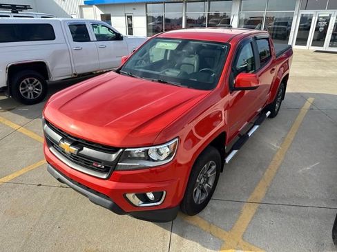 Used 2016 Chevrolet Colorado Z71 AWD/4WD image 5