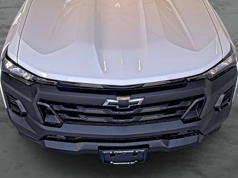 New 2026 Chevrolet Colorado W/T w/ WT Custom Package AWD/4WD image 18