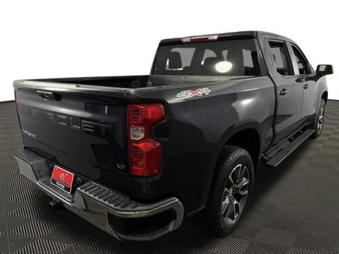 Used 2023 Chevrolet Silverado 1500 LT AWD/4WD image 8