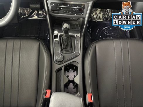 Used 2024 Volkswagen Tiguan SE image 23