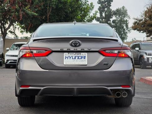 Used 2024 Toyota Camry SE image 6