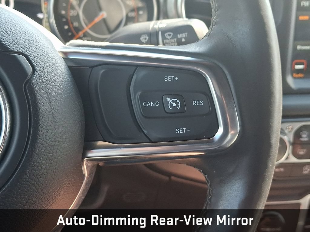 Used 2018 Jeep Wrangler Unlimited Sahara AWD/4WD image 27