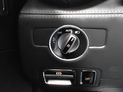 Used 2018 Mercedes-Benz AMG GT C image 30