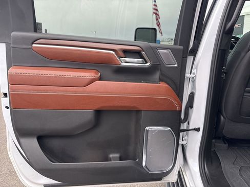 Used 2024 GMC Sierra 3500 Denali Ultimate image 31
