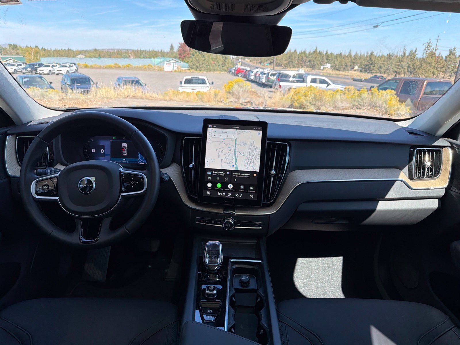 Used 2026 Volvo XC60 B5 Plus AWD/4WD image 10
