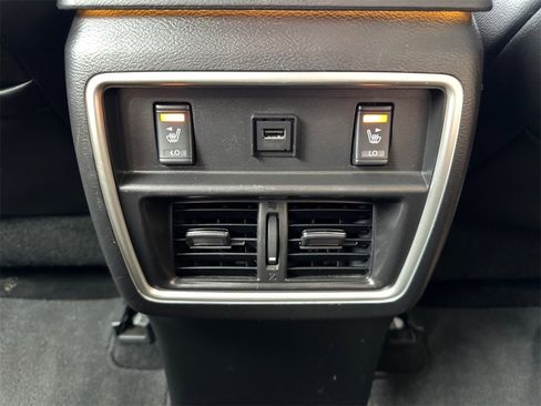 Used 2018 Nissan Murano Platinum w/ Cargo Package image 31