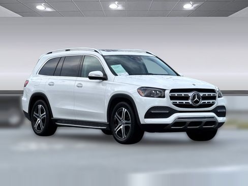 Used 2022 Mercedes-Benz GLS 450 4MATIC image 7