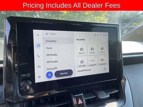 Used 2024 Toyota Corolla LE FWD image 30