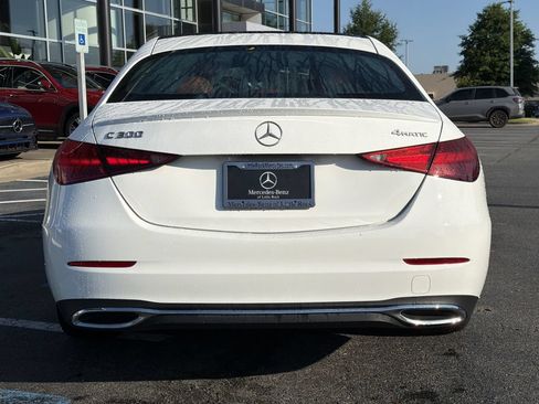 Used 2022 Mercedes-Benz C 300 4MATIC Sedan image 4