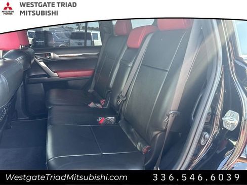 Used 2023 Lexus GX 460 Premium w/ Premium Package image 14