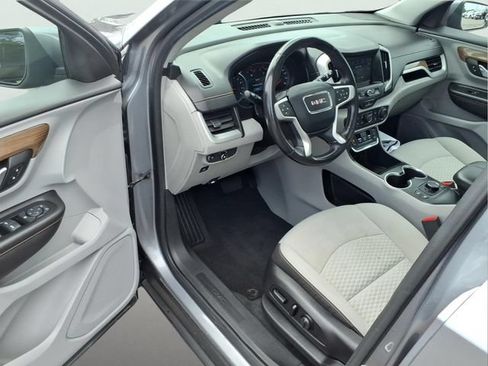 Used 2019 GMC Terrain SLE w/ Driver Convenience Package AWD/4WD image 10