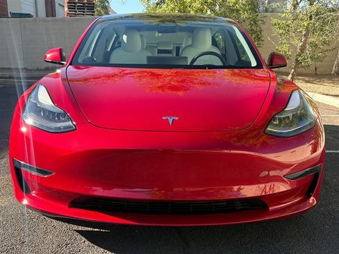 Used 2022 Tesla Model 3 RWD image 2