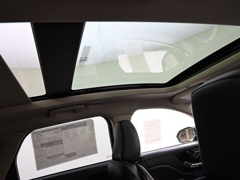 New 2026 Lincoln Corsair Reserve AWD/4WD image 17