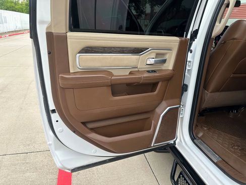 Used 2020 RAM 2500 Laramie image 18