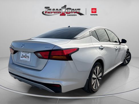 Used 2022 Nissan Altima 2.5 SV image 8