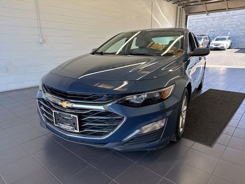 Used 2024 Chevrolet Malibu LS w/ Driver Confidence Package image 3