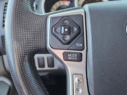 Used 2014 Toyota Tacoma PreRunner w/ SR5 Package image 11