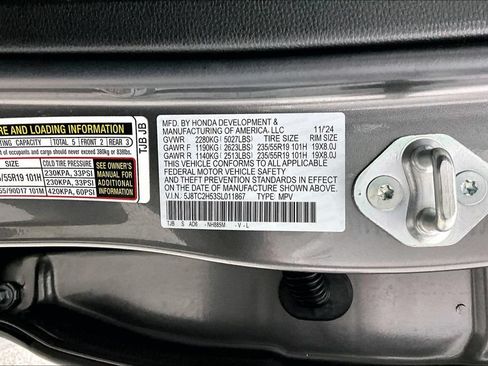 Certified 2025 Acura RDX SH-AWD w/ Technology Package image 40