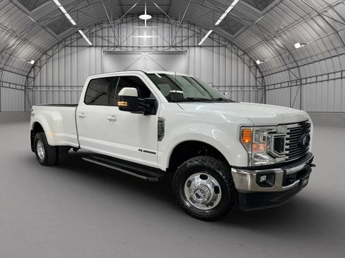 Used 2021 Ford F350 Lariat w/ Lariat Value Package AWD/4WD image 7