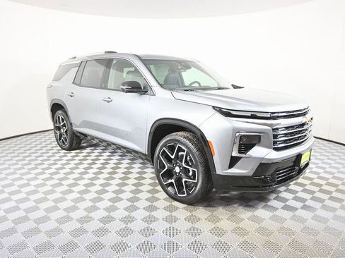 New 2026 Chevrolet Traverse High Country AWD/4WD image 9