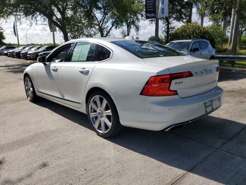 Used 2017 Volvo S90 T6 Inscription w/ Vision Package AWD/4WD image 4