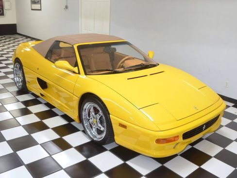 Used 1998 Ferrari F355 Spider RWD image 4